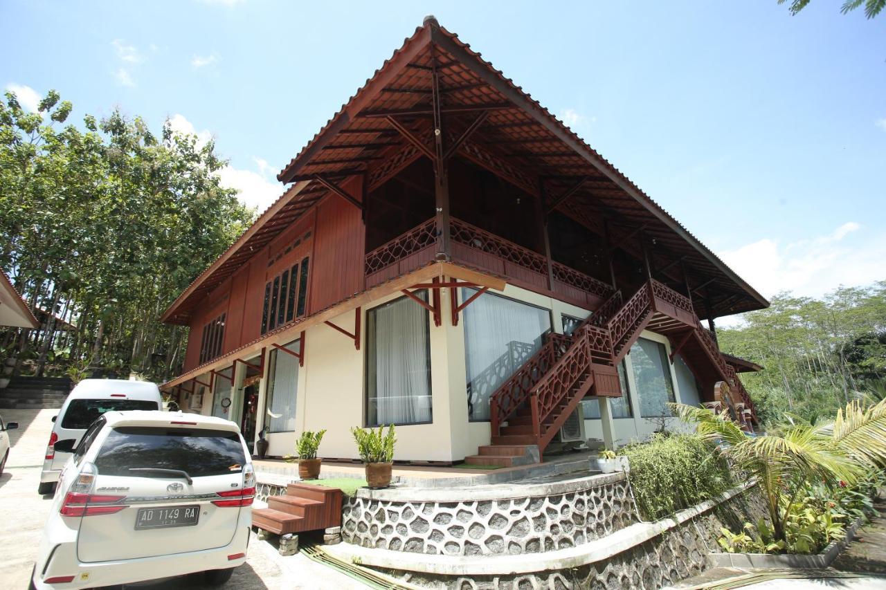 Kasuari Exotic Resort Magelang Exterior foto